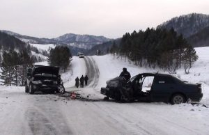 Лишенный прав водитель сел за руль автомобиля и погиб в ДТП