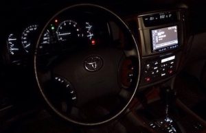 Управляй мечтой: нетрезвый сын угнал у пьяной мамы Land Cruiser