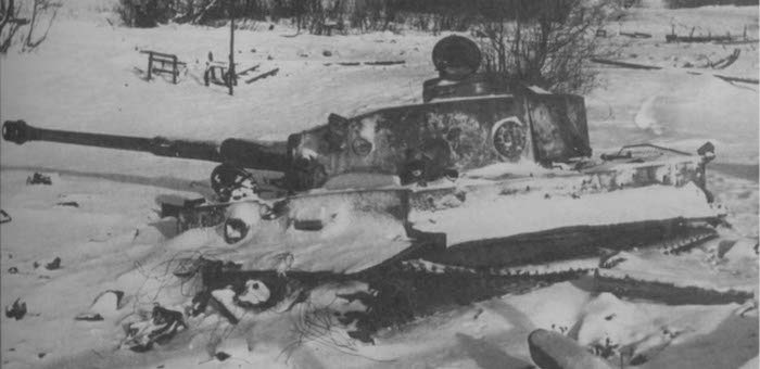 Подбил два немецких «Тигра»