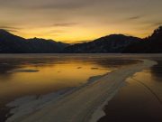 Февральское зазеркалье Телецкого озера. Фотоочерк