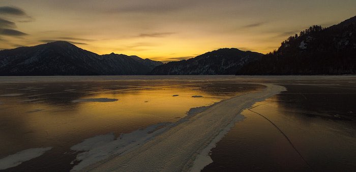 Февральское зазеркалье Телецкого озера. Фотоочерк