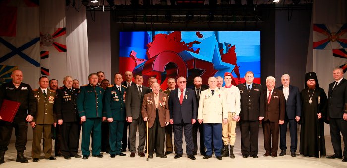 Торжественное собрание, посвященное Дню защитника Отечества, прошло в Горно-Алтайске