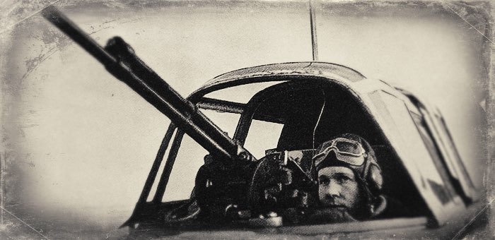 Отбил атаку вражеских истребителей и уничтожил наземные цели