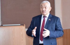 Депутат Госдумы Родион Букачаков посетил аграрный колледж