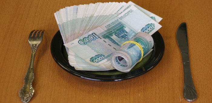 Главный бухгалтер стоматологической поликлиники похитила около 6 млн рублей
