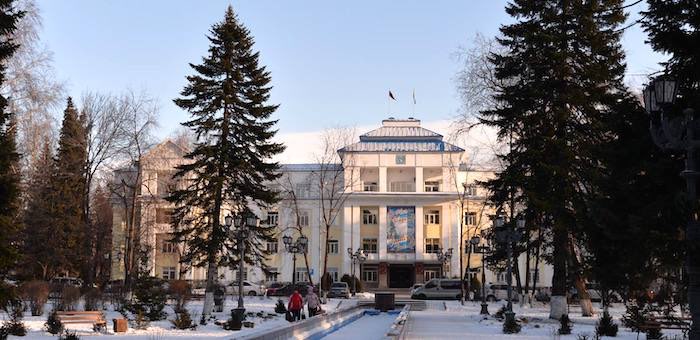 Бердников пожелал новому руководителю региона победы на выборах
