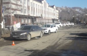 Две женщины попали под колеса автомобилей в Майме