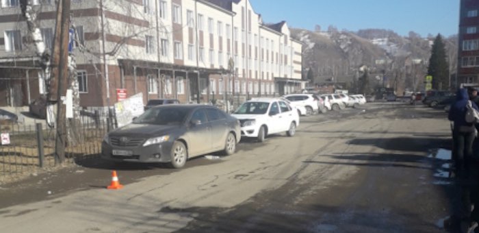 Две женщины попали под колеса автомобилей в Майме