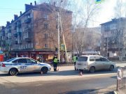 На пешеходном переходе в Горно-Алтайске сбили парня и девушку