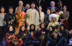 В Горно-Алтайске состоялась премьера детского спектакля «Лисонька-Лиса — добрая душа»