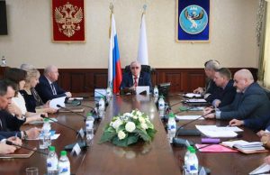 Александр Бердников провел совещание с руководителями районов