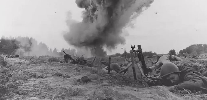 Спас жизни четырех тяжело раненых бойцов