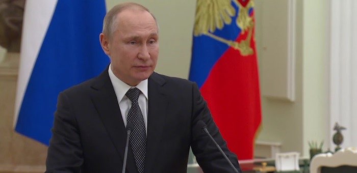 Путин призвал молодых губернаторов и чиновников «не бронзоветь»