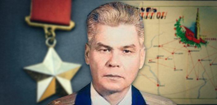 Совершил 376 успешных боевых вылетов