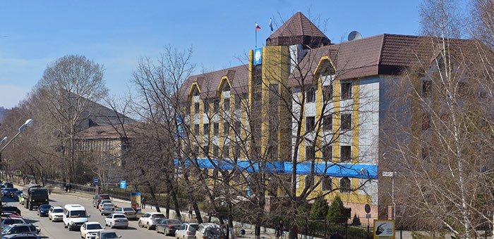 В УФНС разъяснили порядок предоставления льгот по налогу на имущество физлиц