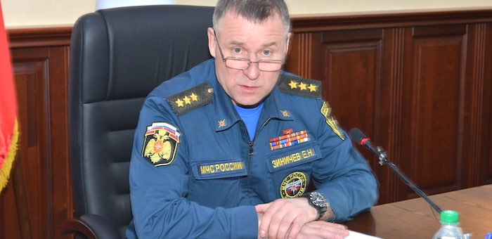 Руководитель МЧС России проверил, как на Алтае подготовились к паводку и лесным пожарам