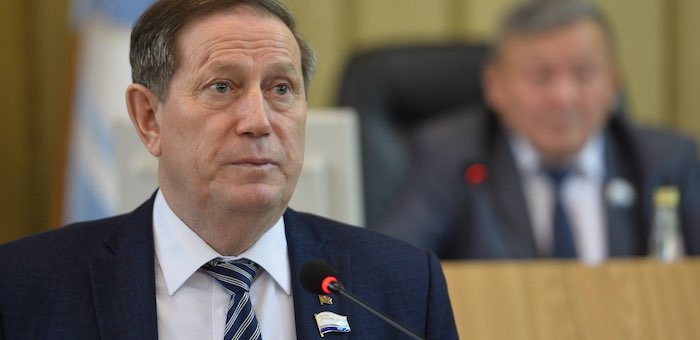 Более половины опрошенных не намерены голосовать за лидера коммунистов