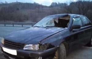 В районе аэропорта под колесами автомобиля погиб пешеход