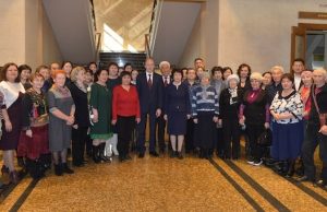 Выставка, посвященная 70-летию гимназии имени Плакаса, открылась в Национальном музее