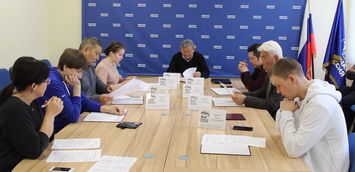 Количество участников предварительного голосования «Единой России» достигло 110 человек