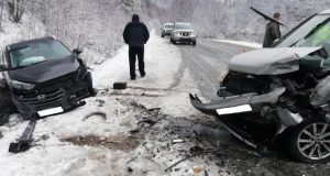 Две аварии произошли на Телецком тракте