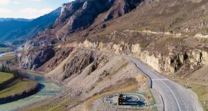 Переменчивая, но теплая погода ожидается на Алтае в выходные