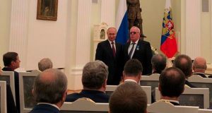 Путин наградил Бердникова Орденом Почета