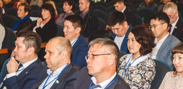 Образовательный форум для участников предварительного голосования прошел на Алтае