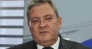 «Нужно привлекать врачей в районы и давать им жилье» «Нужно привлекать врачей в районы и давать им жилье»