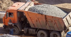 Желая подешевле купить КамАЗ, житель Улаганского района перечислил мошеннику 170 тысяч Желая подешевле купить КамАЗ, житель Улаганского района перечислил мошеннику 170 тысяч
