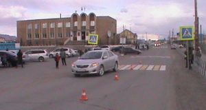 В Кош-Агаче машина сбила выбежавшего на пешеходный переход 8-летнего мальчика
