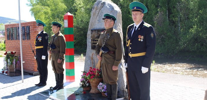 День пограничника отметили сегодня в Горно-Алтайске