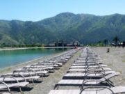 Первый пляж официально открыт в Республике Алтай