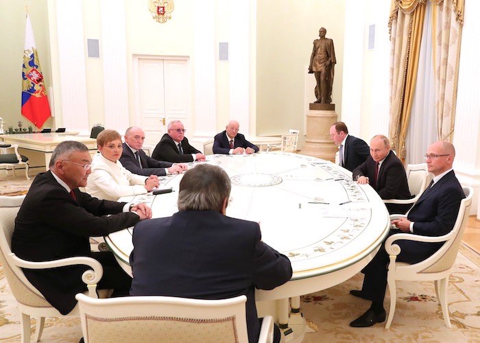 Путин наградил Бердникова Орденом Почета