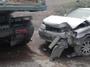 На Телецком тракте турист из Тюмени въехал в КАМАЗ