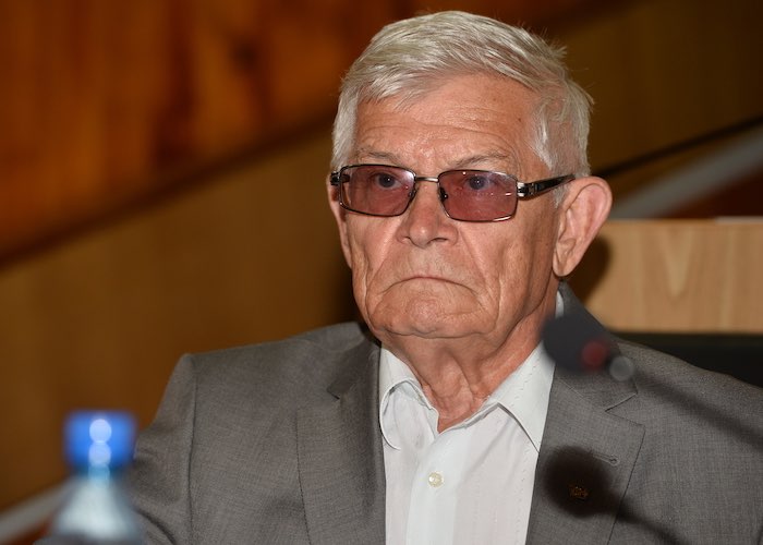 Владимир Карпов