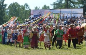 Фестиваль «Родники Алтая» проходит в Усть-Коксе Фестиваль «Родники Алтай» проходит в Усть-Коксе
