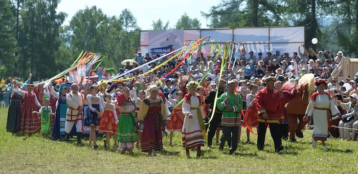 Фестиваль «Родники Алтая» проходит в Усть-Коксе