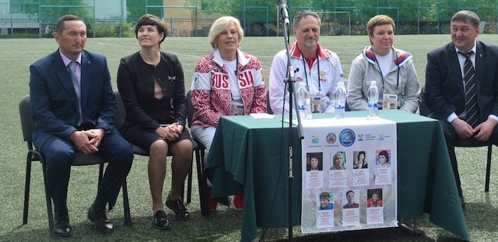Олимпийские чемпионы встретились с воспитанниками горно-алтайских спортивных школ