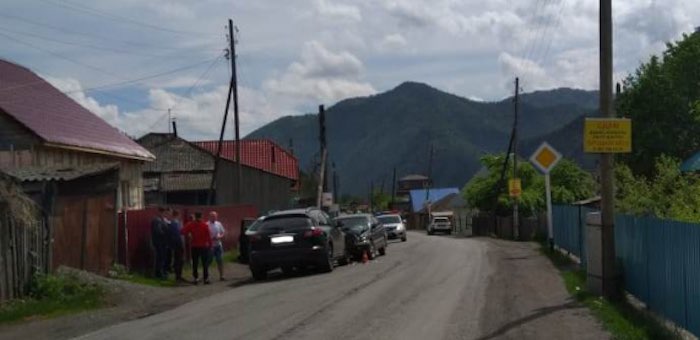 Девушка на Infiniti спровоцировала ДТП, после которого ребенок попал в больницу