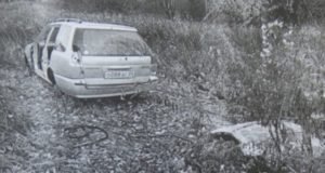 На Карасукском перевале найден брошенный автомобиль без дверей и колес На Карасукском перевале найден брошенный автомобиль без дверей и колес