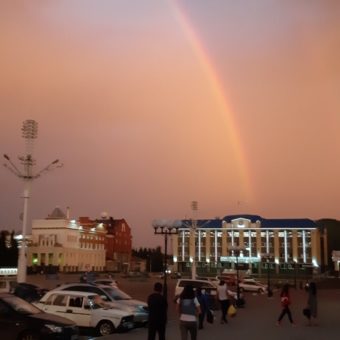 Вчерашний закат с грозой в фотографиях наших читателей