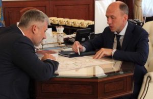 Олег Хорохордин обсудил с руководителем Минтранса строительство и ремонт дорог Олег Хорохордин обсудил с руководителем Минтранса строительство и ремонт дорог