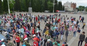 В зарядке с чемпионами приняли участие более 200 человек