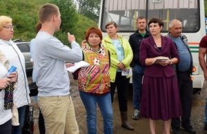 Ольга Сафронова встретилась с жителями Бочкаревки для решения их проблем Глава администрации встретилась с жителями Бочкаревки для решения их проблем