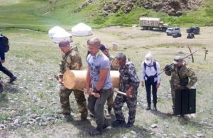 Елена Летучая и Митя Фомин поработали волонтерами в Сайлюгемском нацпарке Елена Летучая и Митя Фомин поработали волонтерами в Сайлюгемском нацпарке