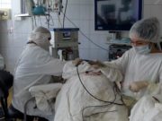 В Горно-Алтайске успешно провели сложную операцию по восстановлению лицевого нерва