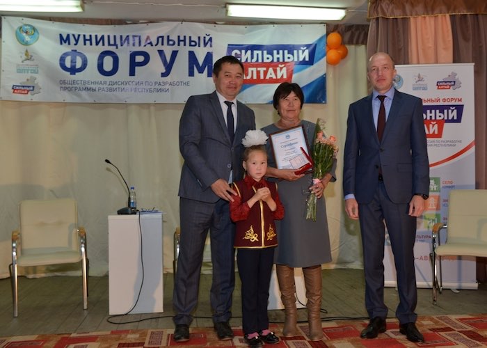 Олег Хорохордин посетил Улаганский и Кош-Агачский районы