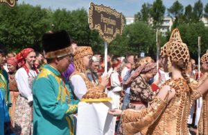 Коллективы из Республики Алтай успешно выступили на фестивале в Томске Коллективы из Республики Алтай успешно выступили на фестивале в Томске