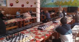 Шахматный турнир-мемориал Владимира Хохолкова прошел на турбазе «Юность» Шахматный турнир-мемориал Владимира Хохолкова прошел на турбазе «Юность»